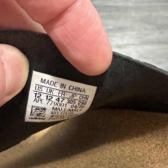 Adidas sandals Men's Size 12 - Picture 6 of 6